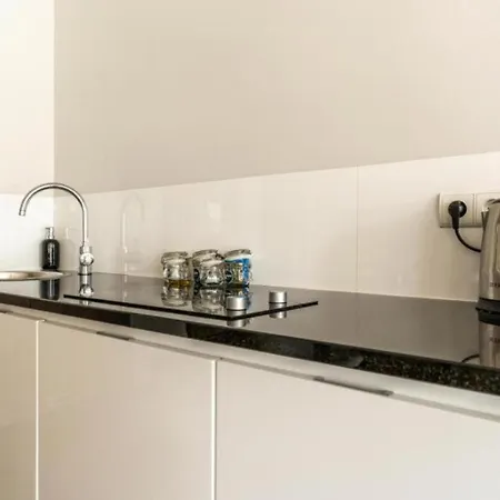 - Great Location- Cozy One Bedroom Apartment- Wronia 45 * Warsaw