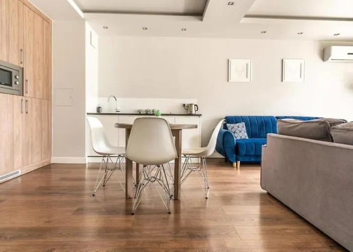 Urban - Great Location - Center - Wronia 45 Апартаменты *